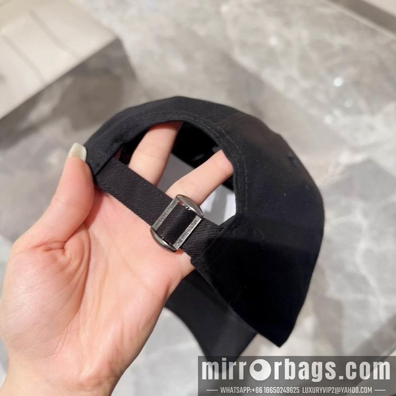 Replica YSL Hat 041701