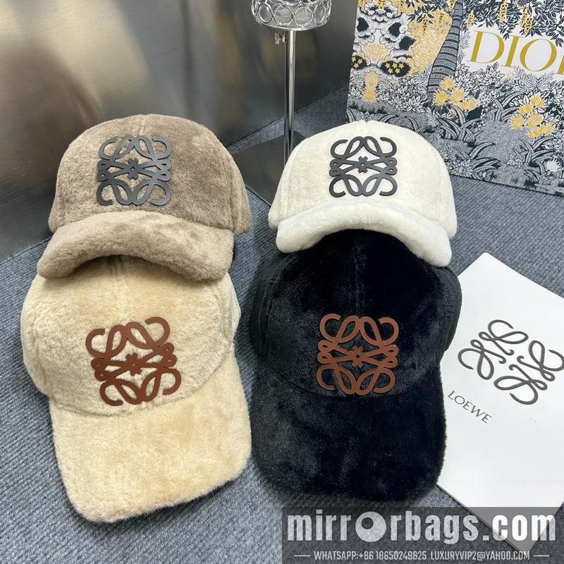 Replica Loewe Hat dx32