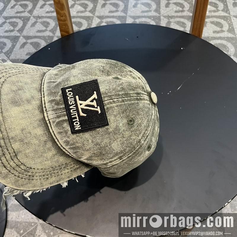 Replica LV Hat 042811