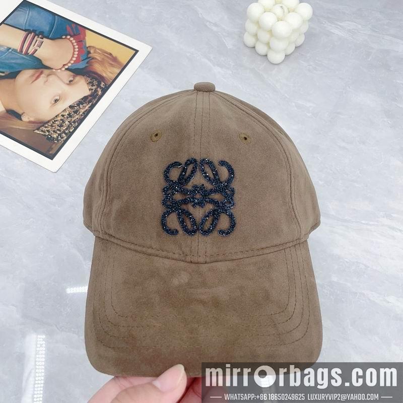 Replica Loewe Hat dx28