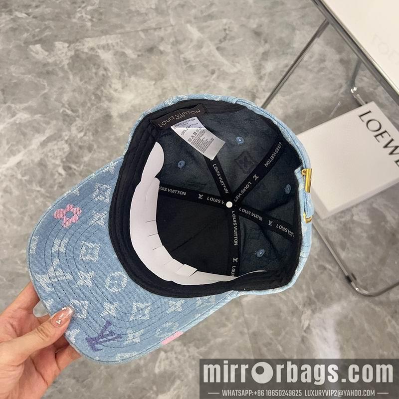 Replica LV Hat 082604