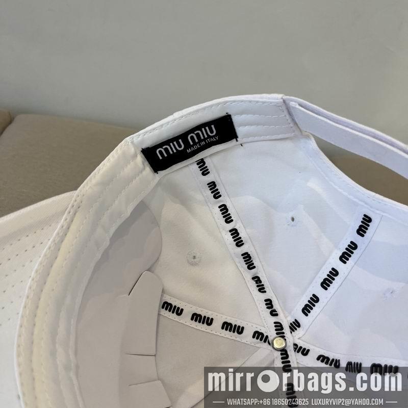 Replica Miumiu Hat dx18