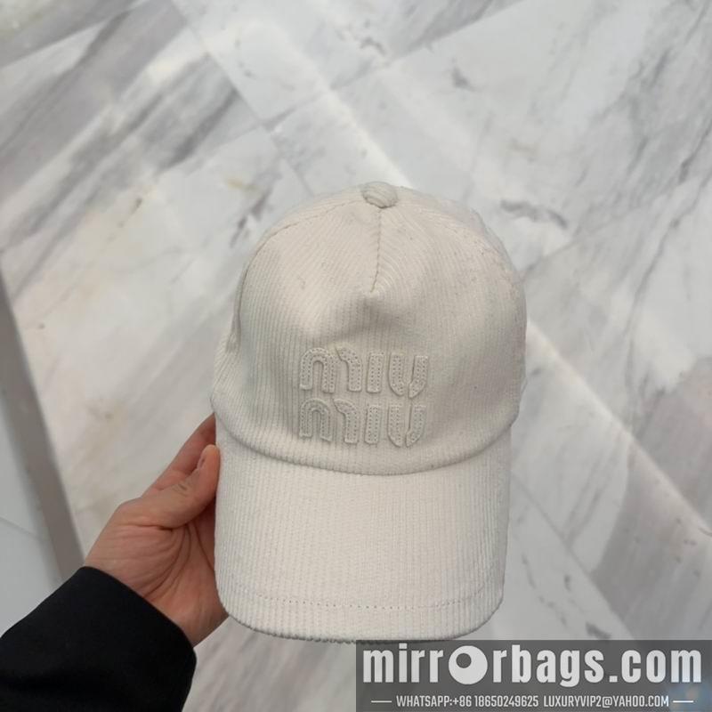 Replica Miumiu Hat dx37