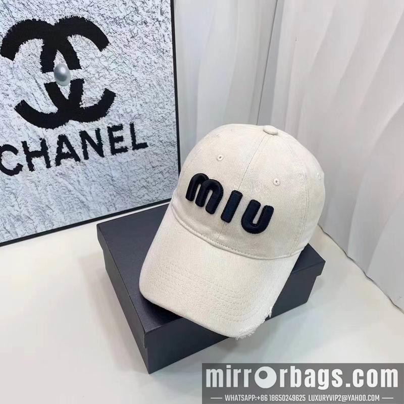 Replica Miumiu Hat dx21