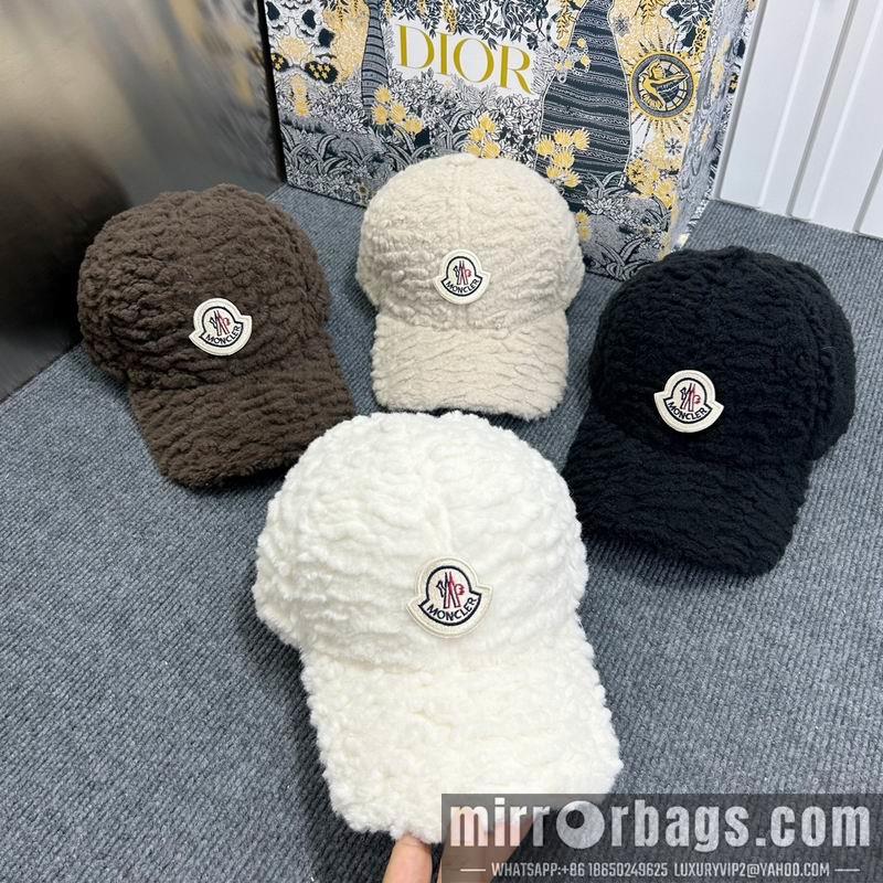 Replica Moncler Hat dx10