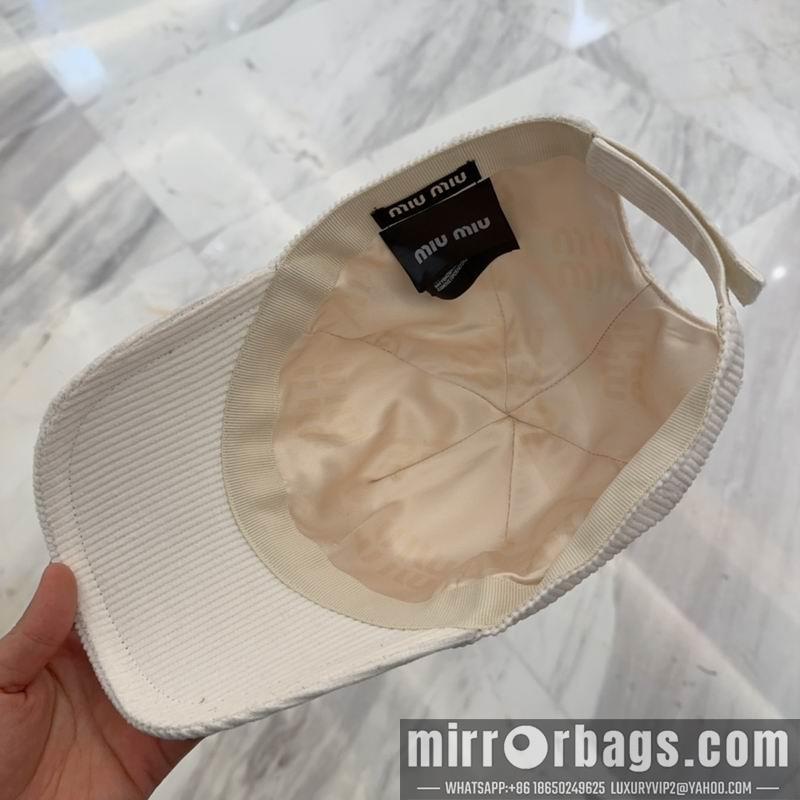 Replica Miumiu Hat dx37