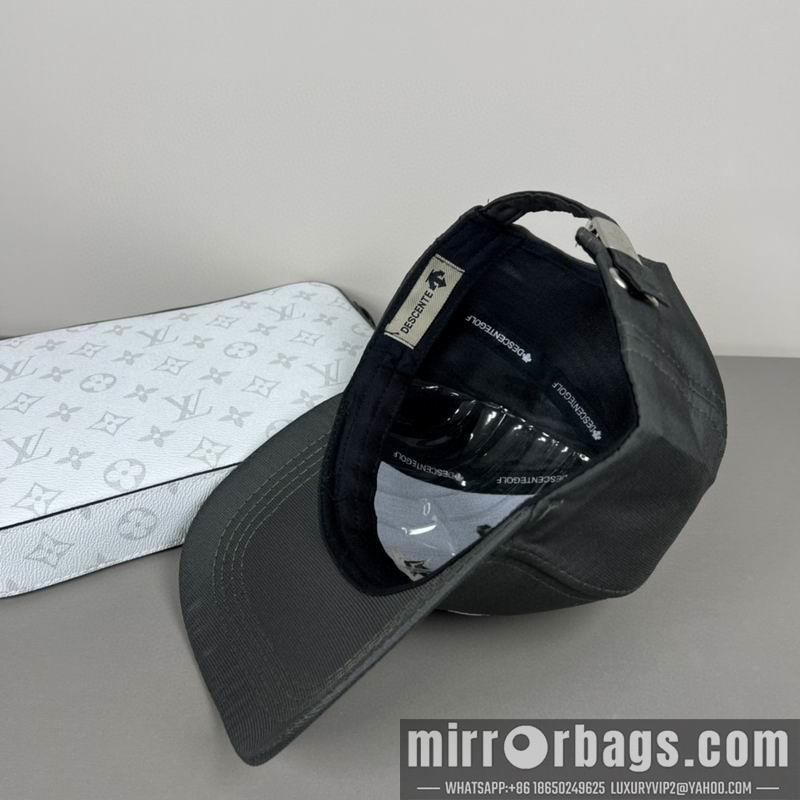Replica Descente Hat dx02