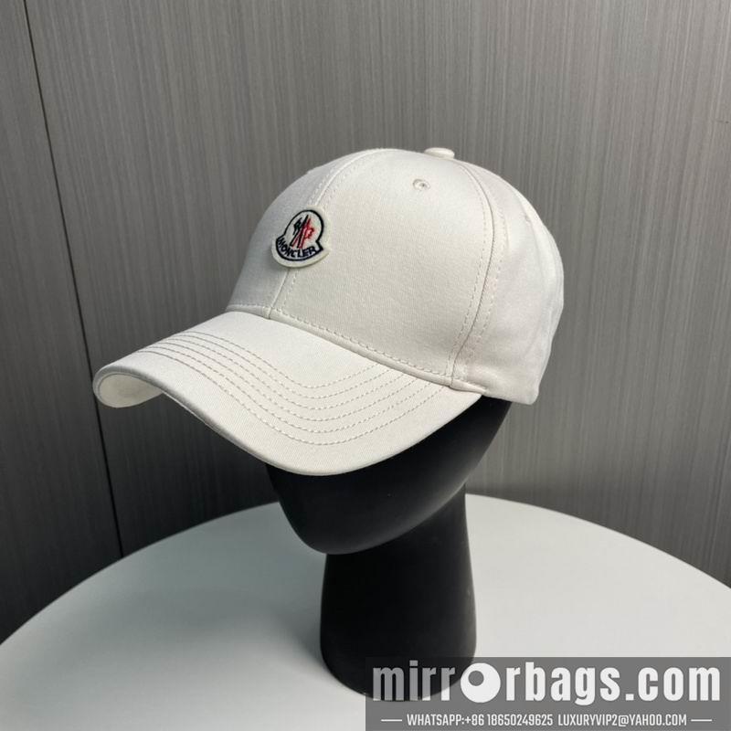 Replica Moncler Hat hm08