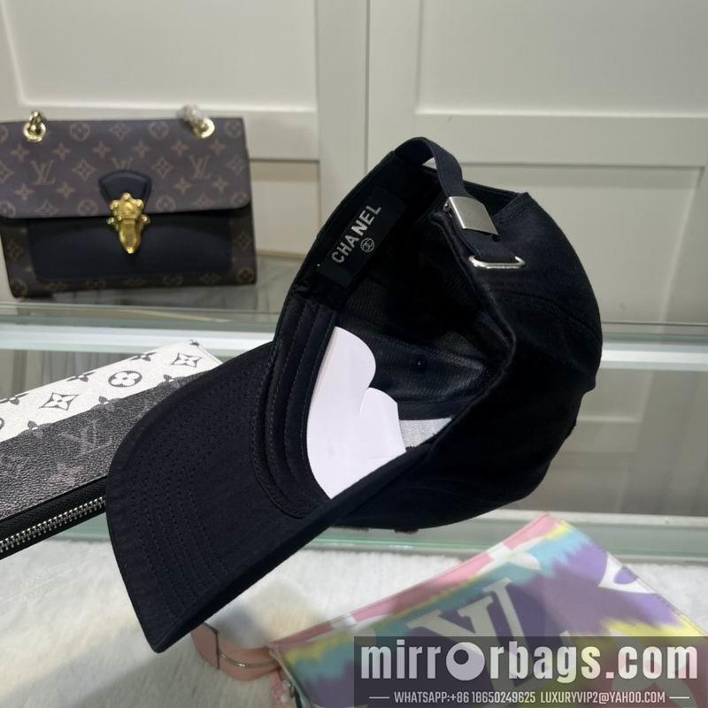 Replica Chanel Hat dx39