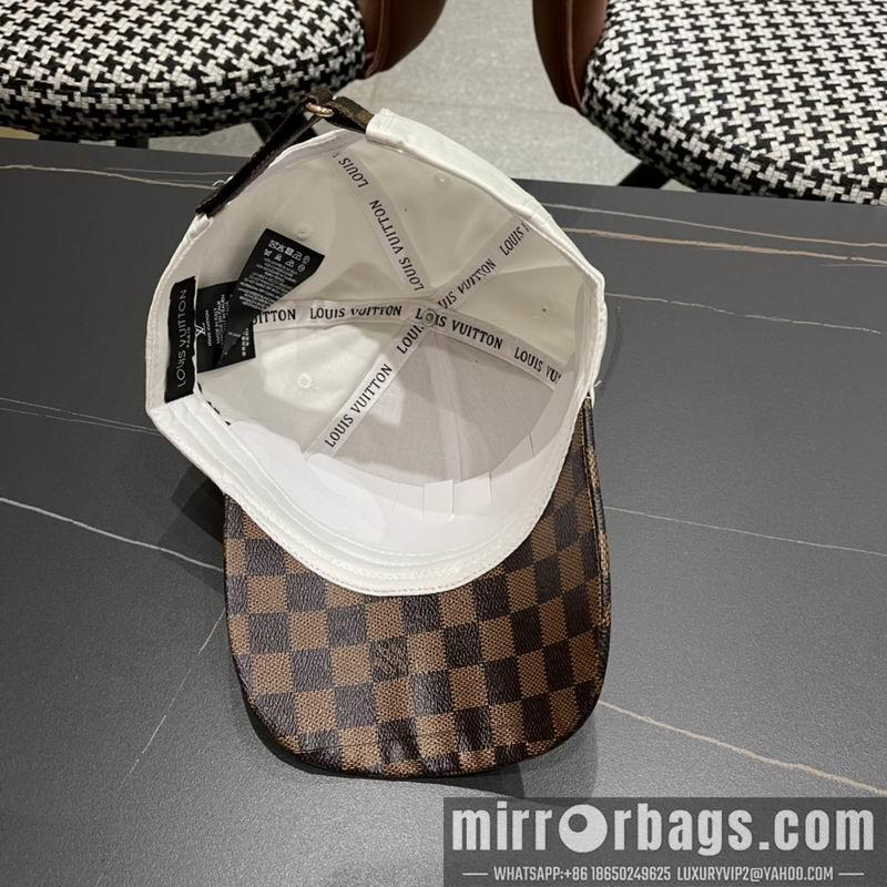 Replica LV Hat 072204