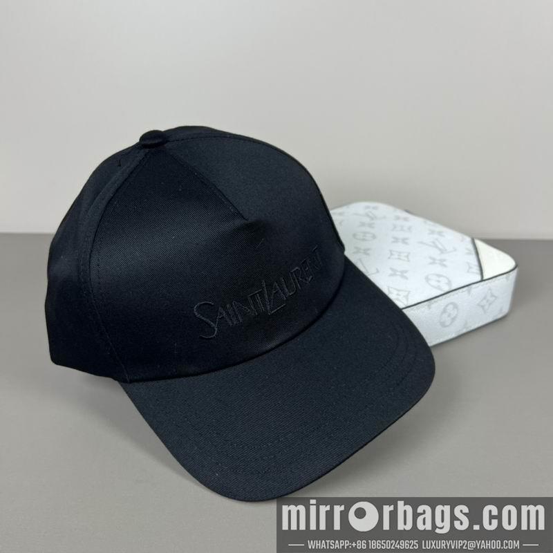 Replica YSL Hat dx37