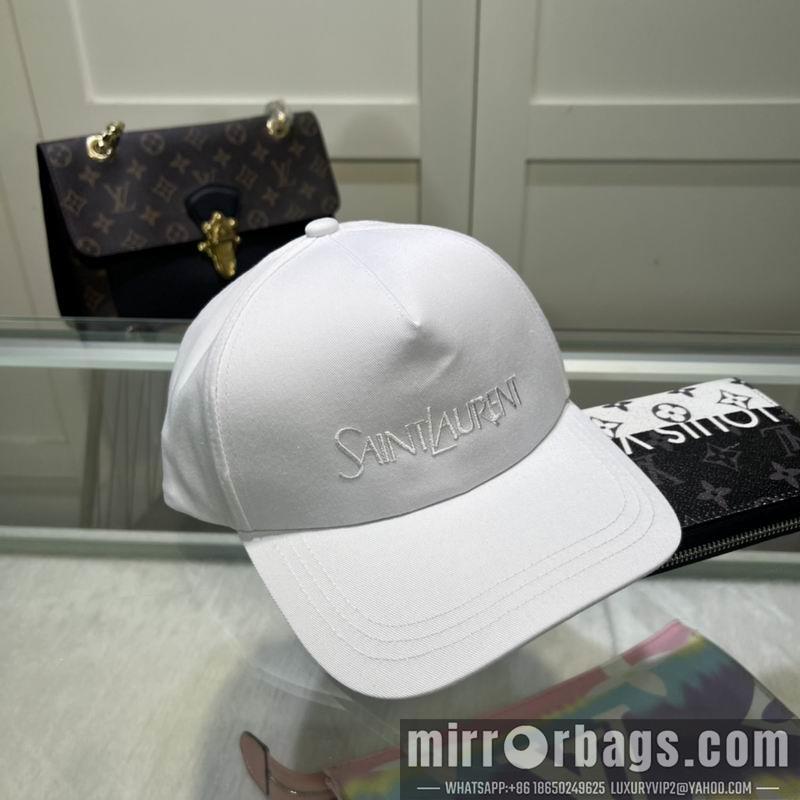 Replica YSL Hat dx09