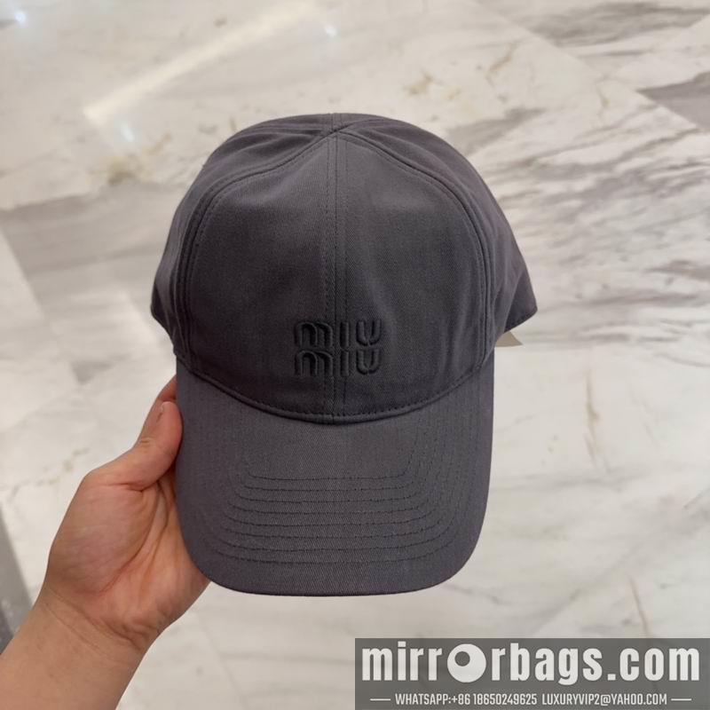 Replica Miumiu Hat dx35