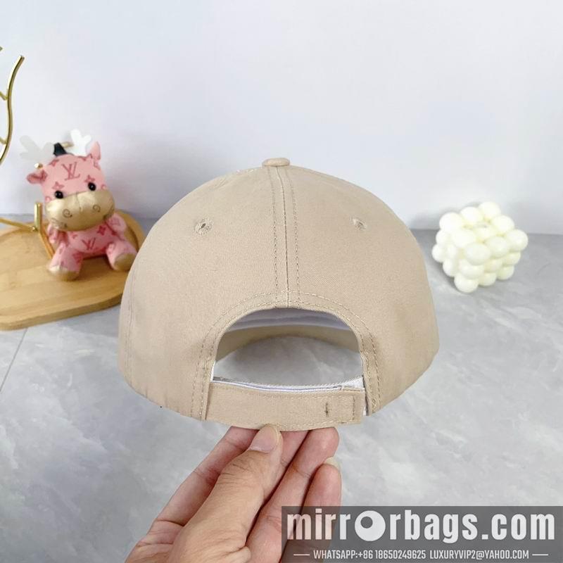 Replica LV Hat dx108