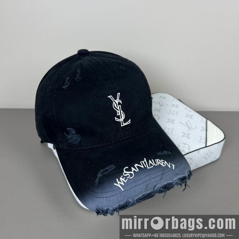 Replica YSL Hat dx34