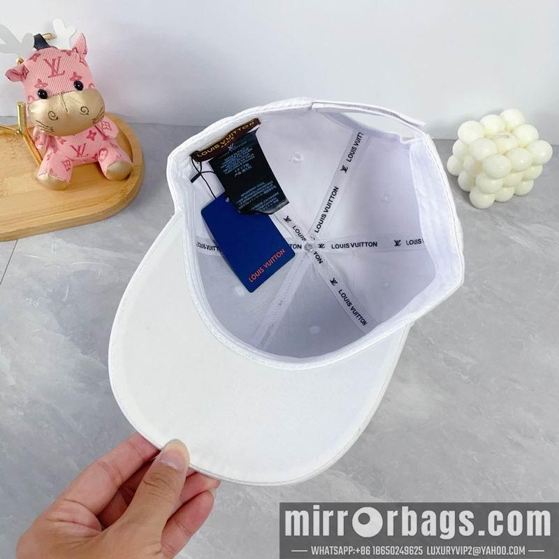 Replica LV Hat dx108