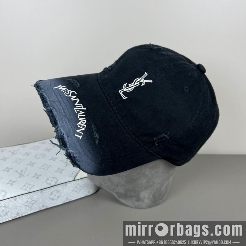 Replica YSL Hat dx34