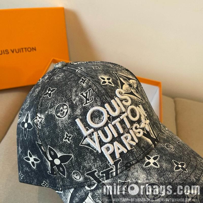 Replica LV Hat dx35