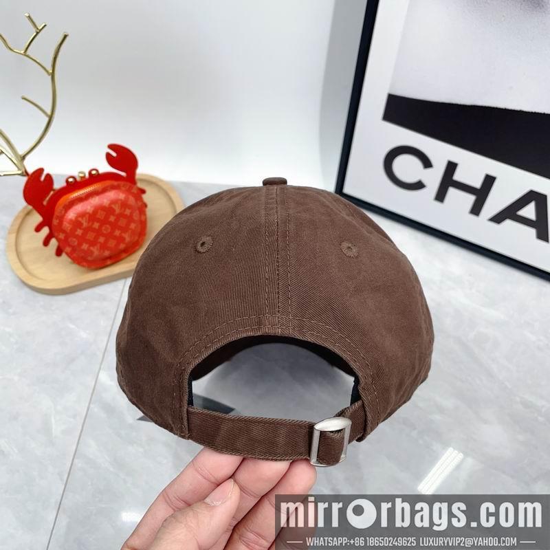 Replica YSL Hat dx32