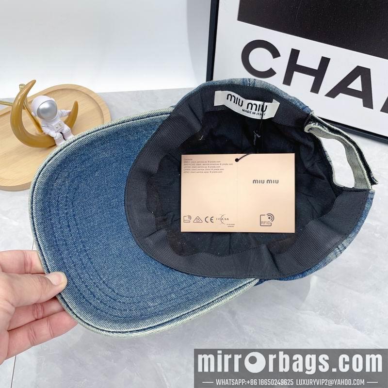 Replica Miumiu Hat dx21