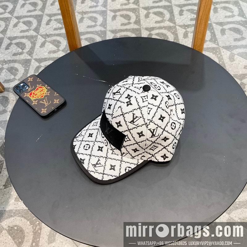 Replica LV Hat 042808