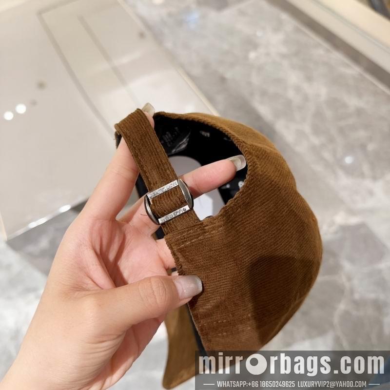 Replica YSL Hat dx25