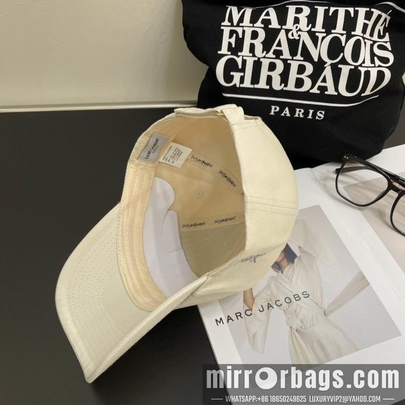 Replica YSL Hat dx10