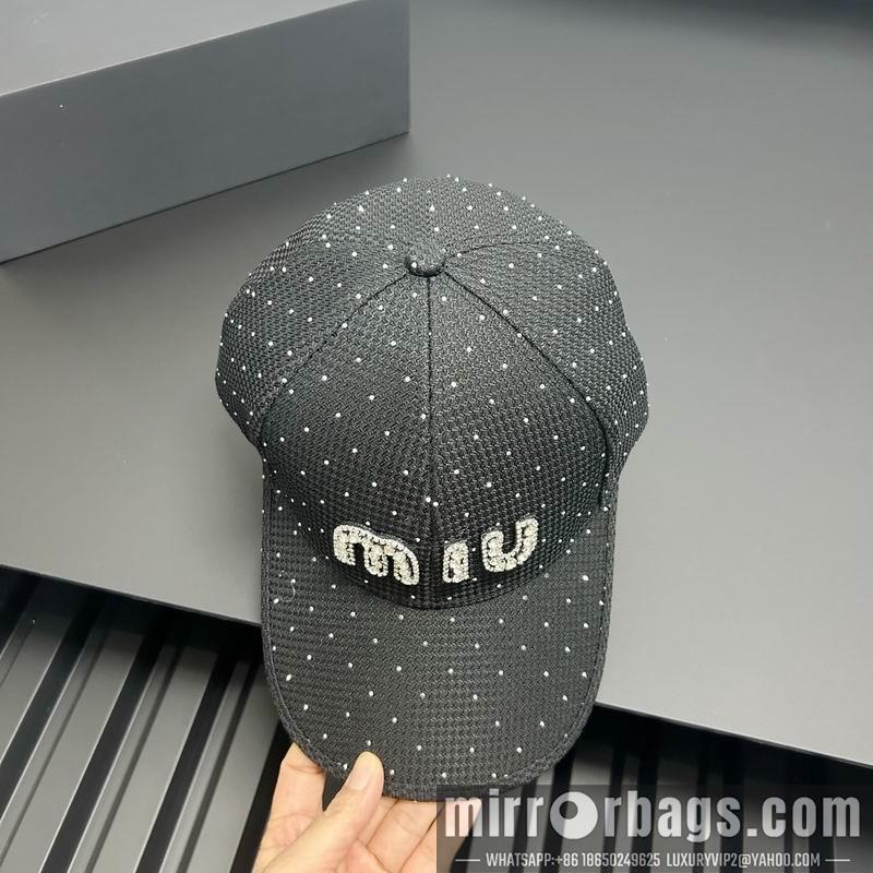 Replica Miumiu Hat dx07