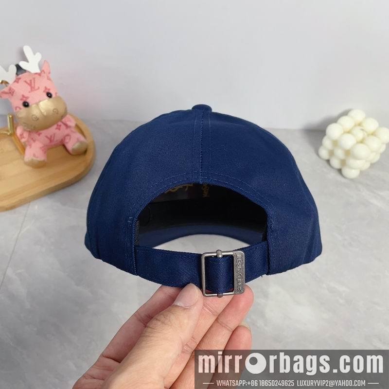 Replica YSL Hat dx18