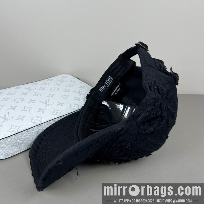 Replica Miumiu Hat dx17