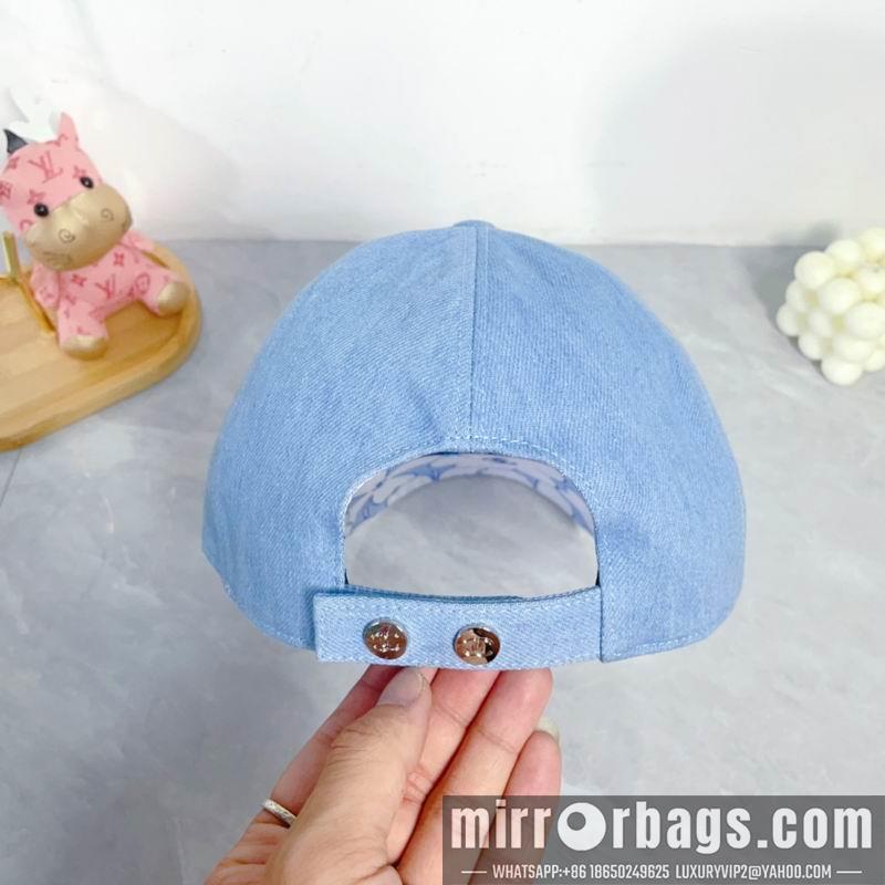 Replica Chanel Hat dx19