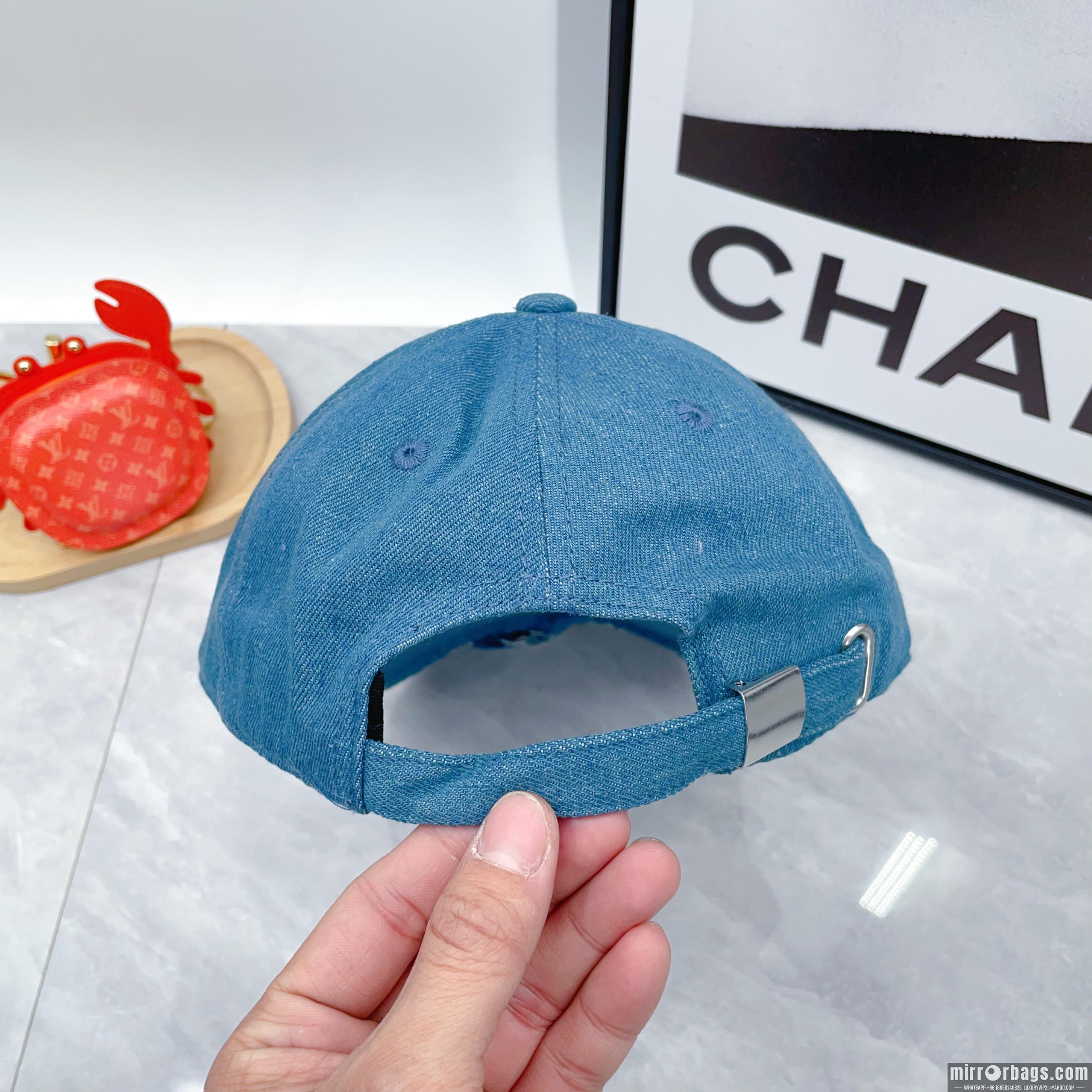 Replica Prada Hat dx01