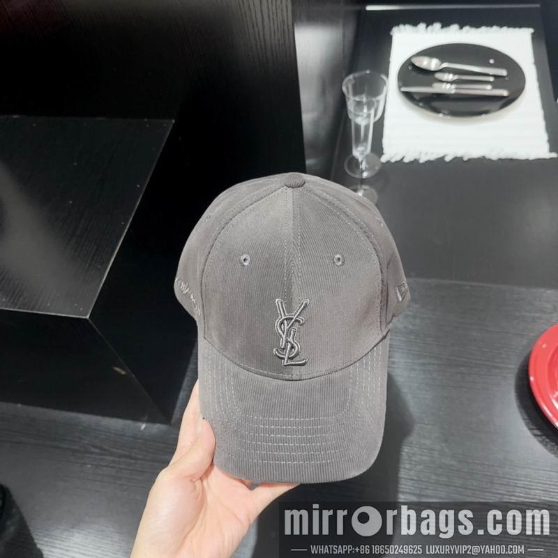 Replica YSL Hat dx24