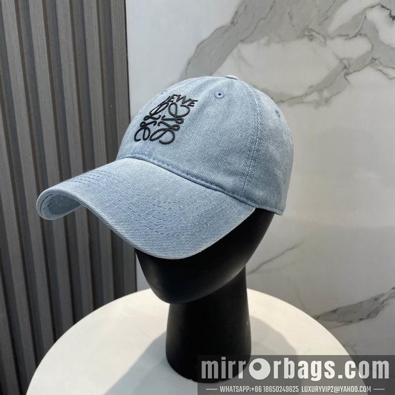Replica Loewe Hat dx55