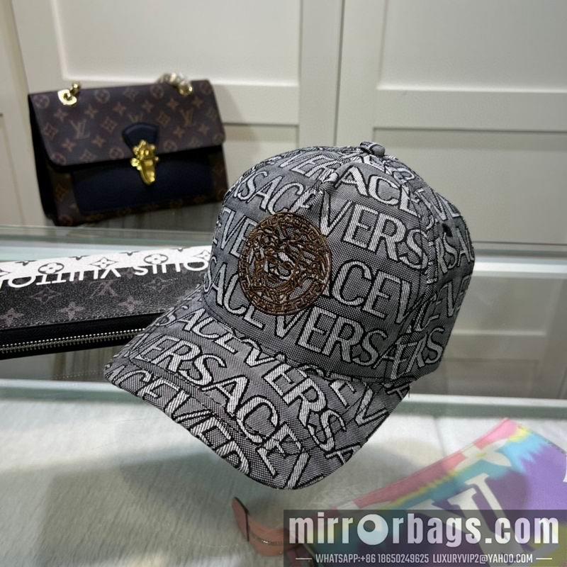 Replica Versace Hat dx04