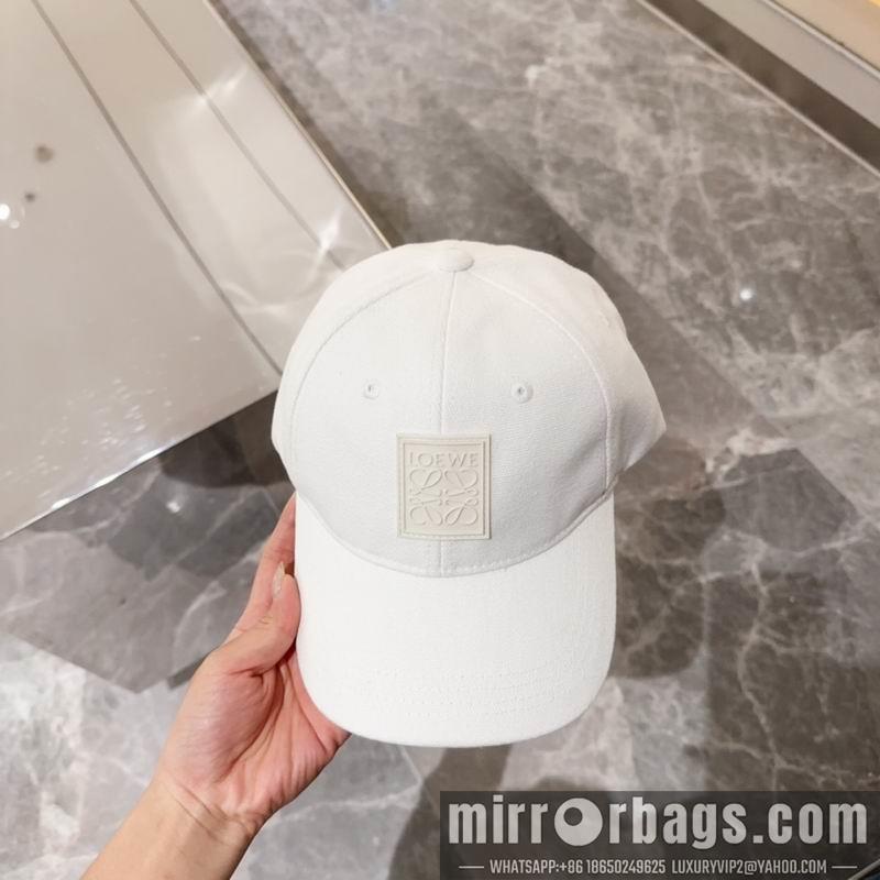 Replica Loewe Hat dx19