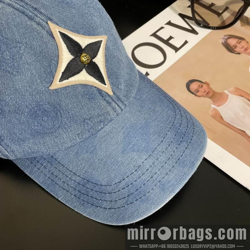 Replica LV Hat 042602