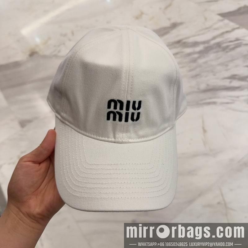 Replica Miumiu Hat dx35