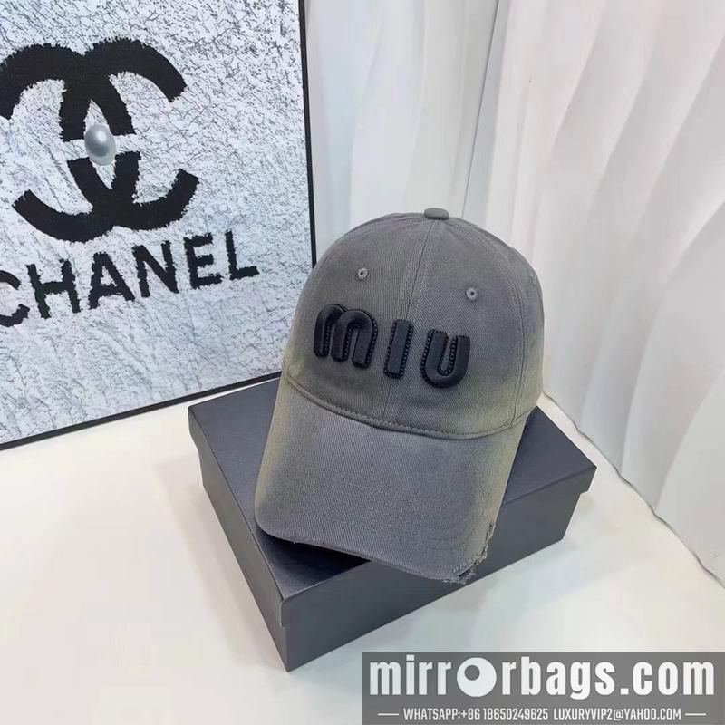 Replica Miumiu Hat dx21