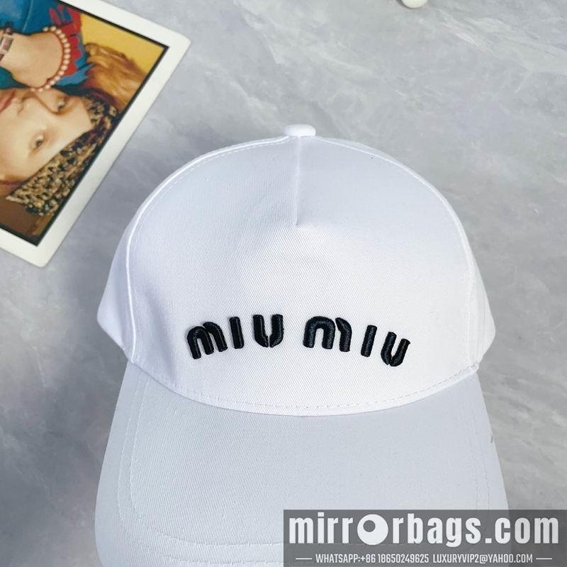 Replica Miumiu Hat dx45