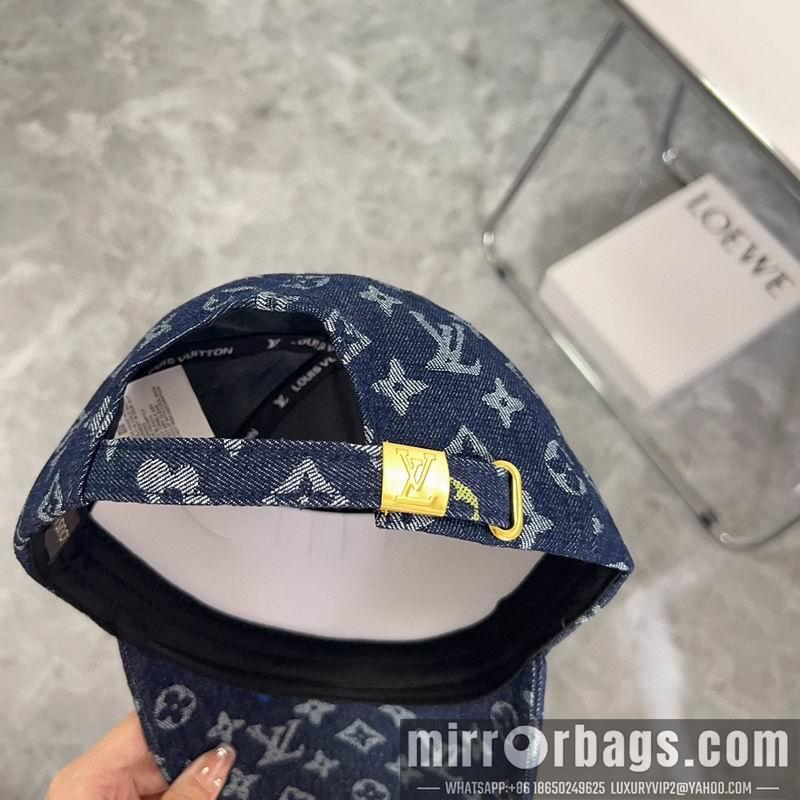 Replica LV Hat 082604