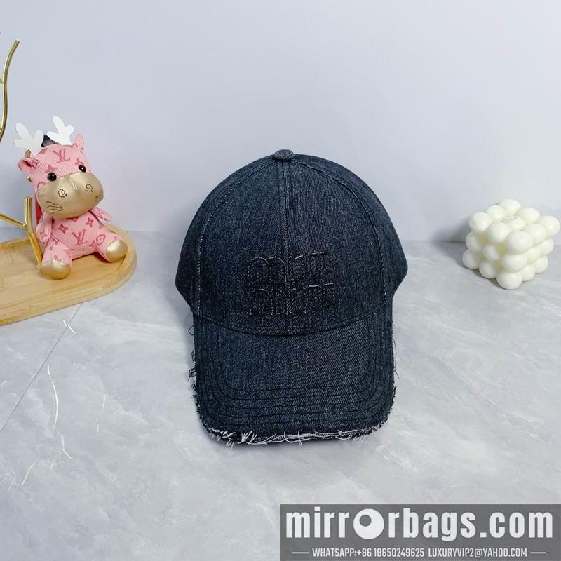 Replica Miumiu Hat dx38