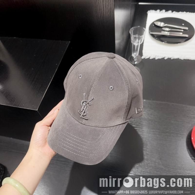 Replica YSL Hat dx24