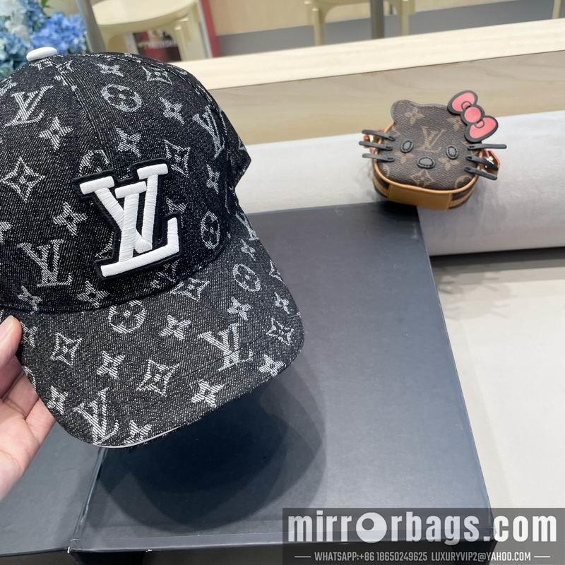Replica LV Hat 082601