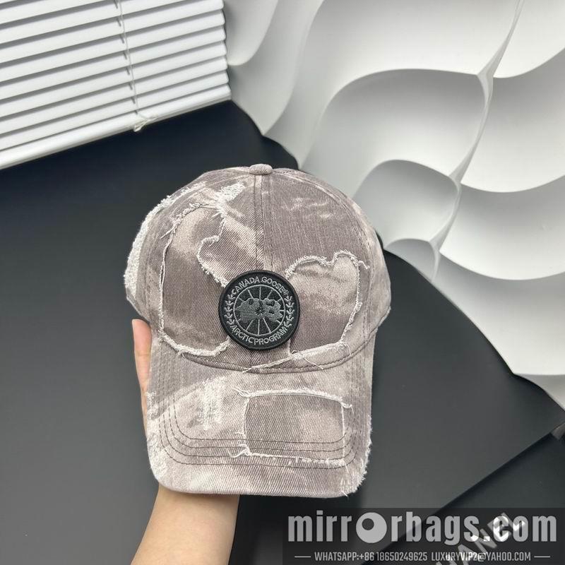 Replica Canada Goose Hat dx07
