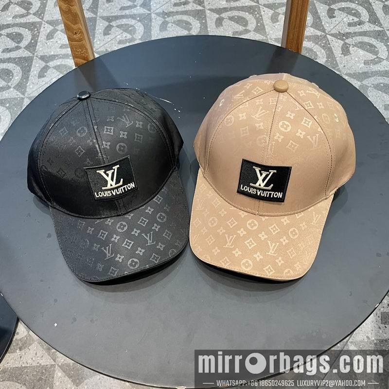 Replica LV Hat 042802