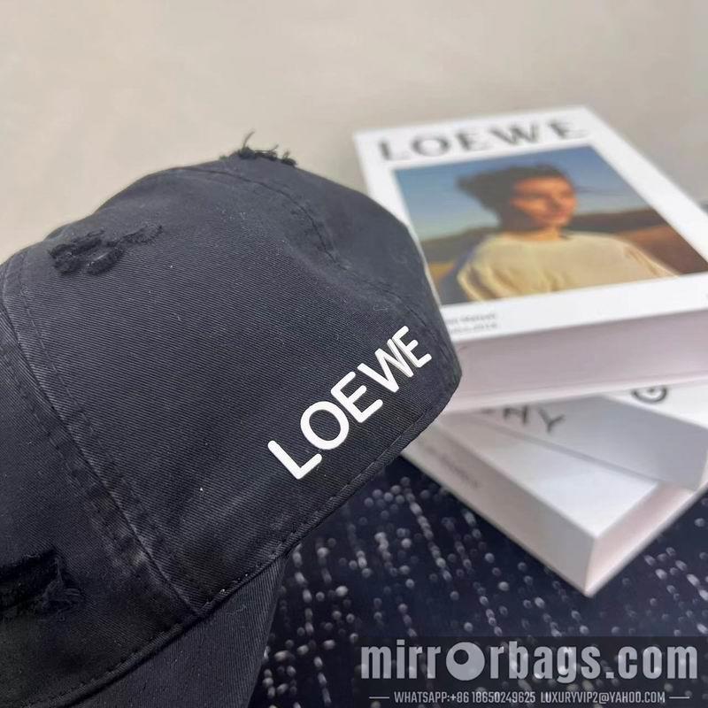 Replica Loewe Hat dx18