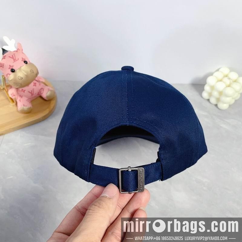 Replica YSL Hat dx20