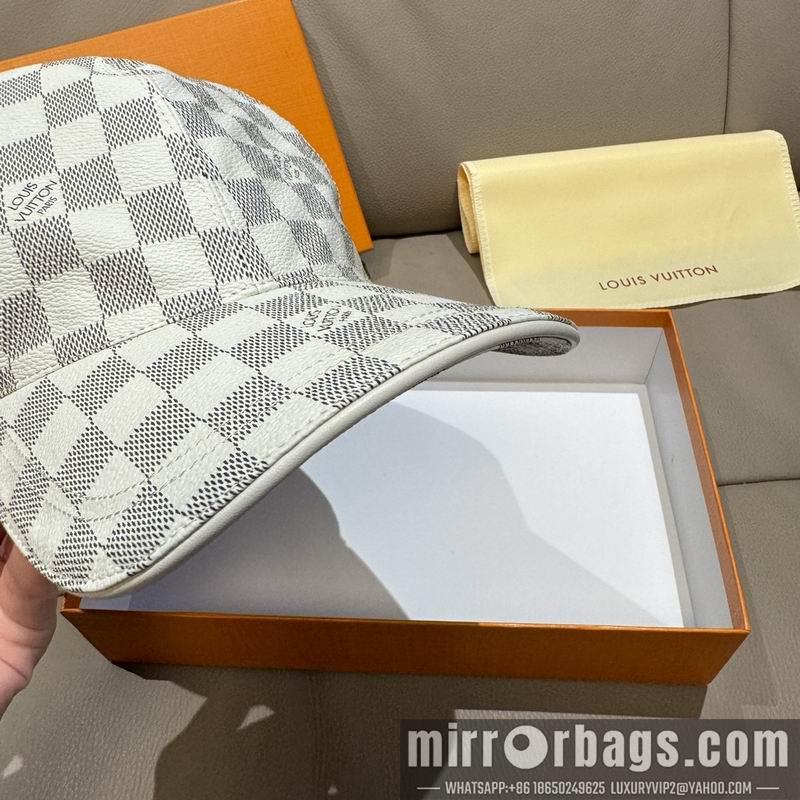 Replica LV Hat 091403