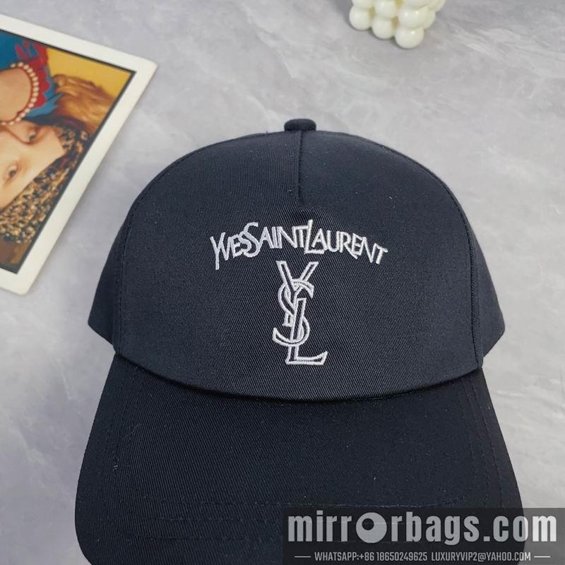Replica YSL Hat dx18